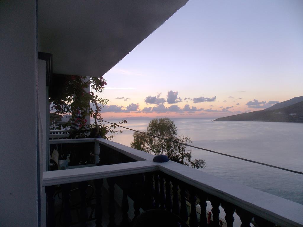 Annas Studios Livadia  Bagian luar foto