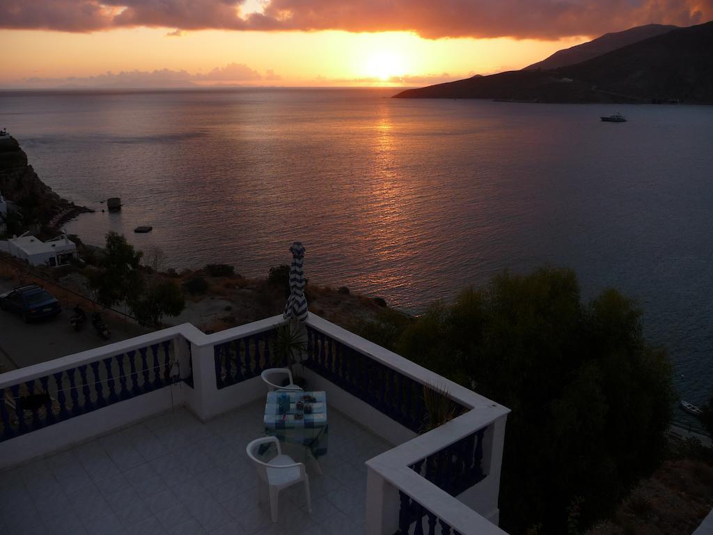 Annas Studios Livadia  Bagian luar foto