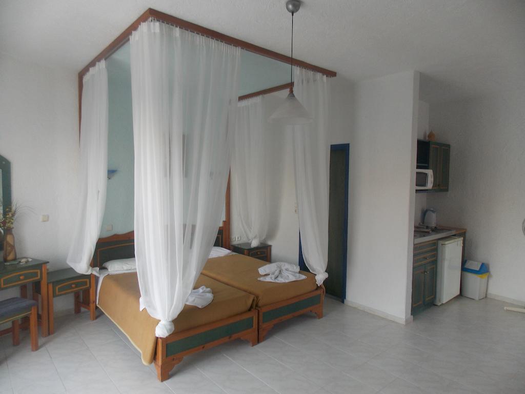 Annas Studios Livadia  Ruang foto